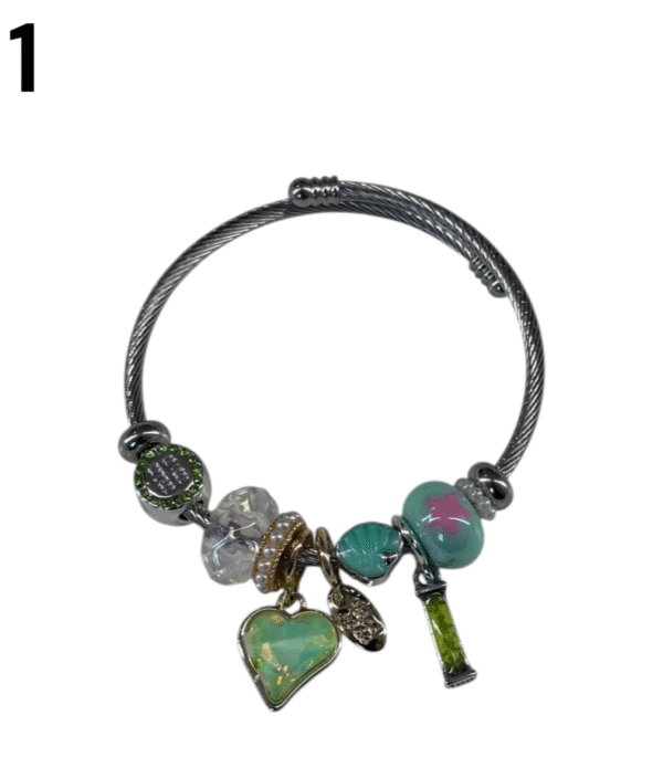 Pulsera con charms de acero plateado