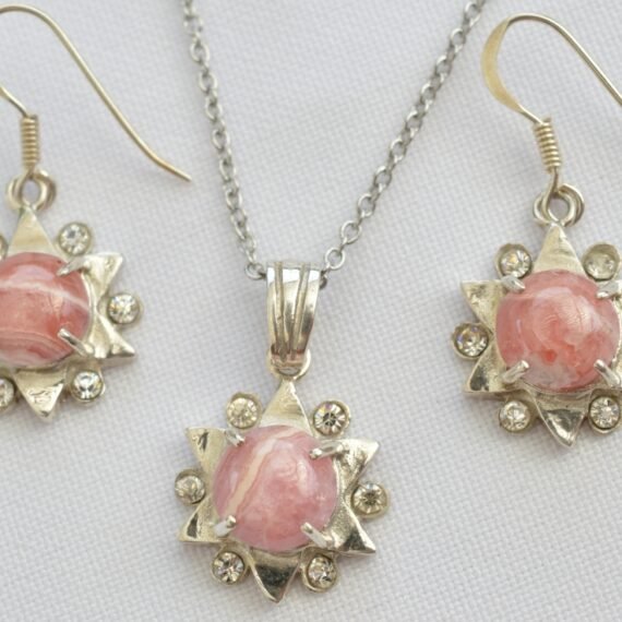Conjunto de collar y aros de Rodocrosita en plata con detalles de crital calidad premiun