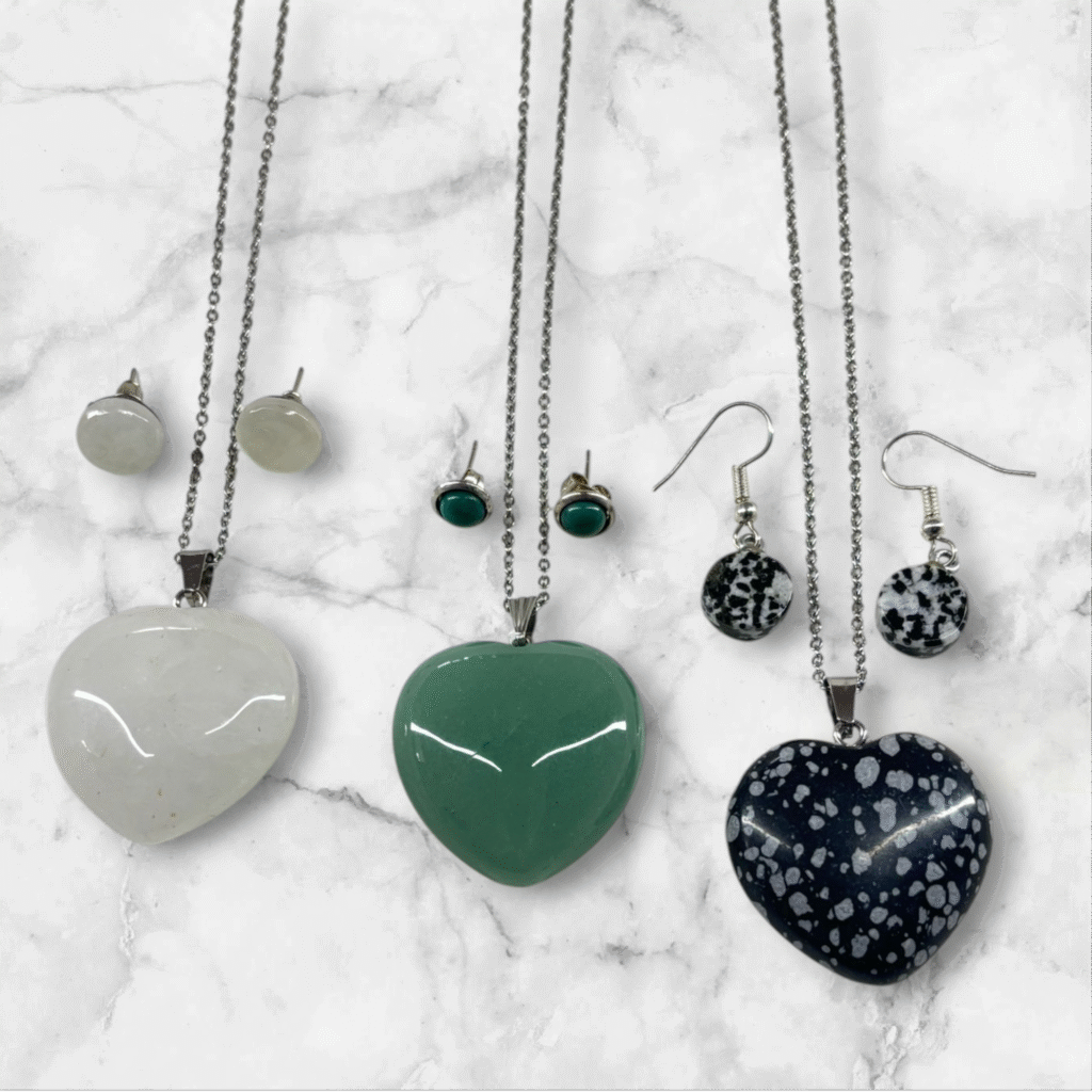 Set corazon y aros con piedra natural