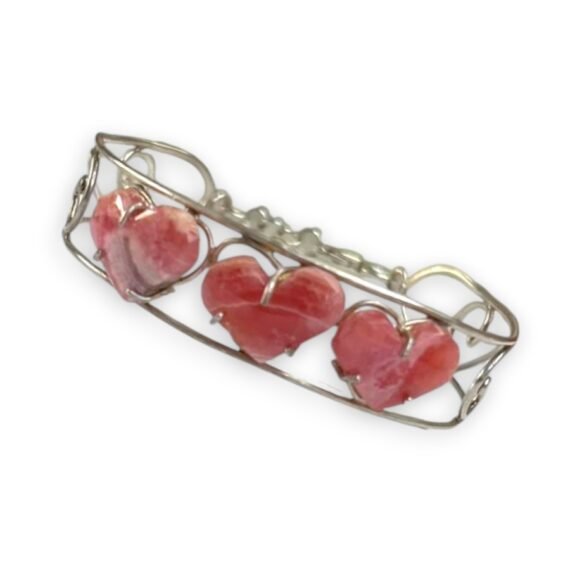 Pulsera de Rodocrosita con detalle de corazón y plata