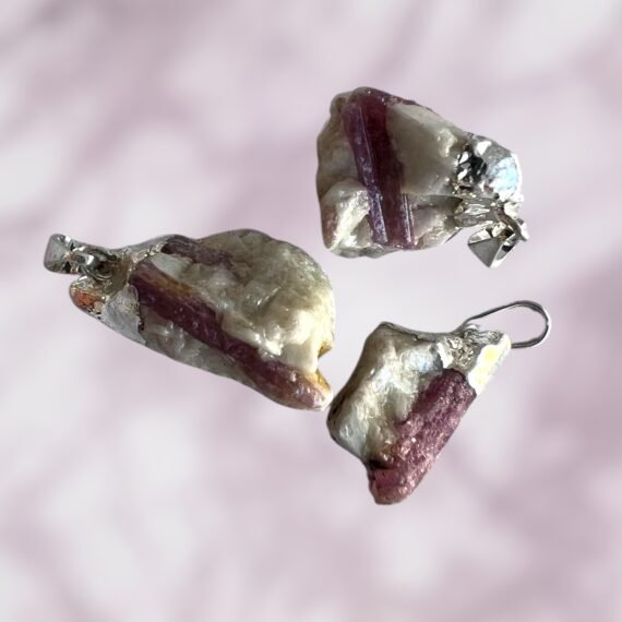 Dije de turmalina rosa