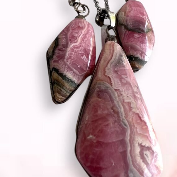 Set de rodocrosita Dijes y aros con hilo de plata en forma de triangulo