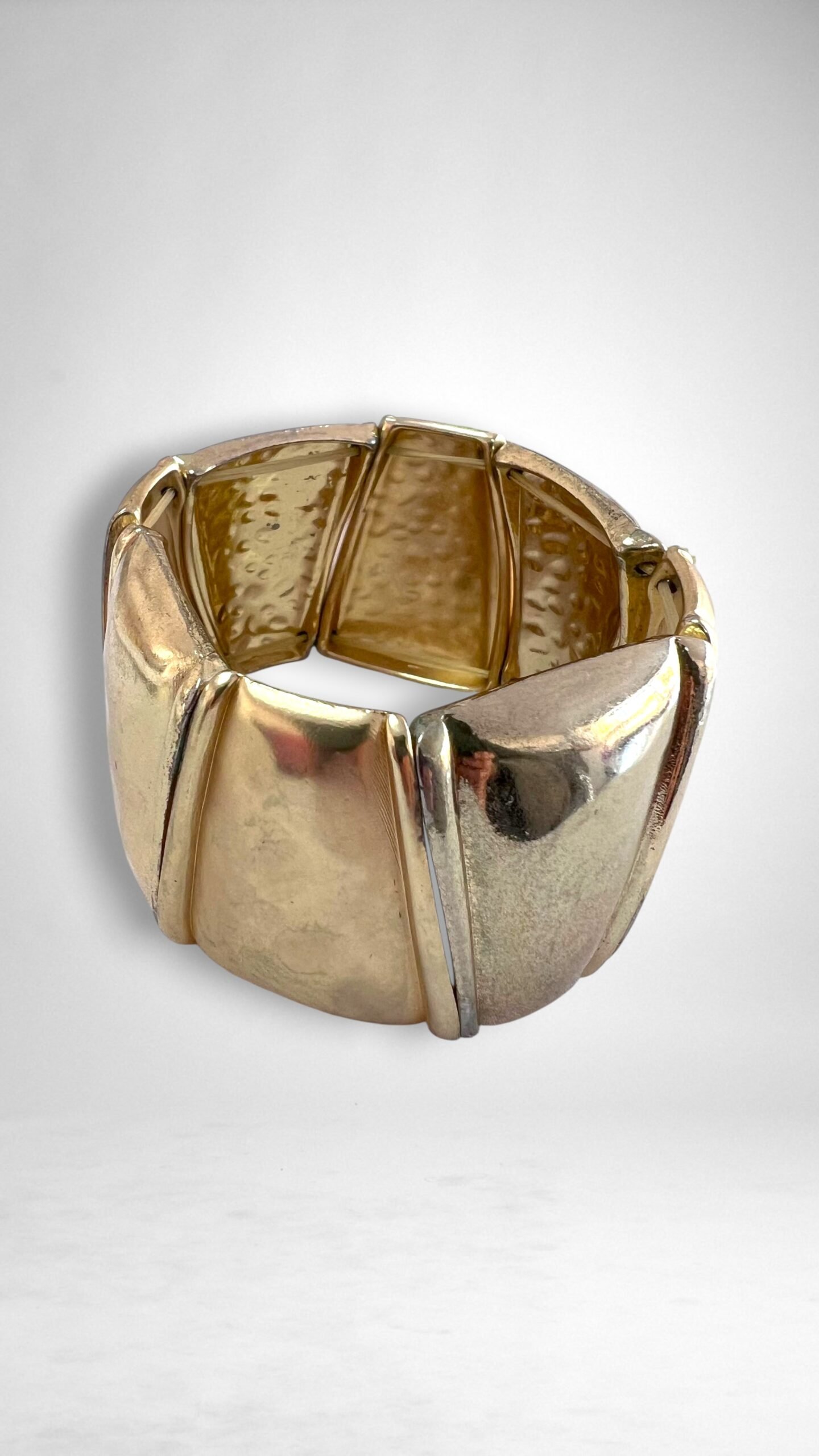 Brazalete Dorado de Fantasia